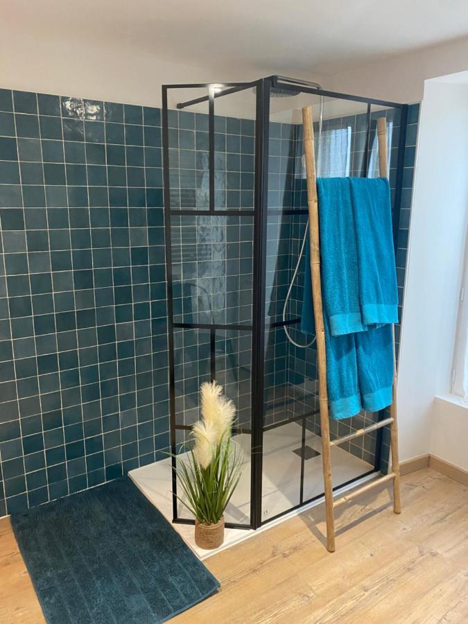 Hotel Le Truc Bidule Murs  Zewnętrze zdjęcie
